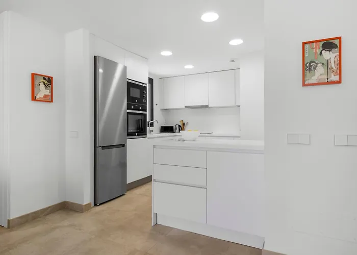 Apartment Infinity Pool By Costarentals - Ref M44 *