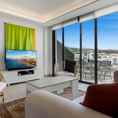 Apartment Infinity Pool Stunning In By Costarentals - Ref M44
